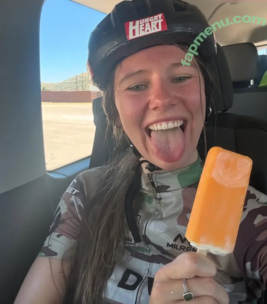 Affe auf Bike nude photo #0610 (affe_auf_bike)