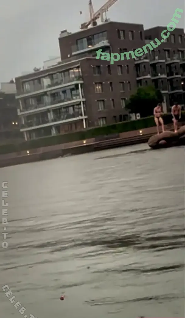 Affe auf Bike nude photo #0630 (affe_auf_bike / affeaufbike)