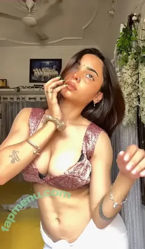 Afr Khan / 7_afreen_khan / Afreen khan nude photo #0009