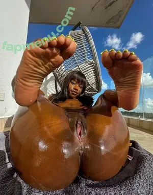 African Booty Meat / curvyandnatural nude photo #0193