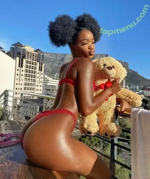 African Booty Meat / curvyandnatural nude photo #0257