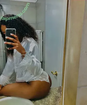 African Booty Meat / curvyandnatural nude photo #0275