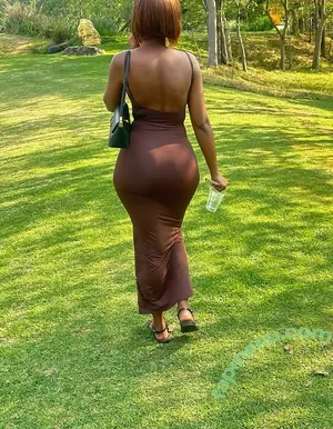 African Booty Meat / curvyandnatural nude photo #0290