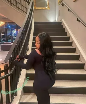 African Booty Meat / curvyandnatural nude photo #0336