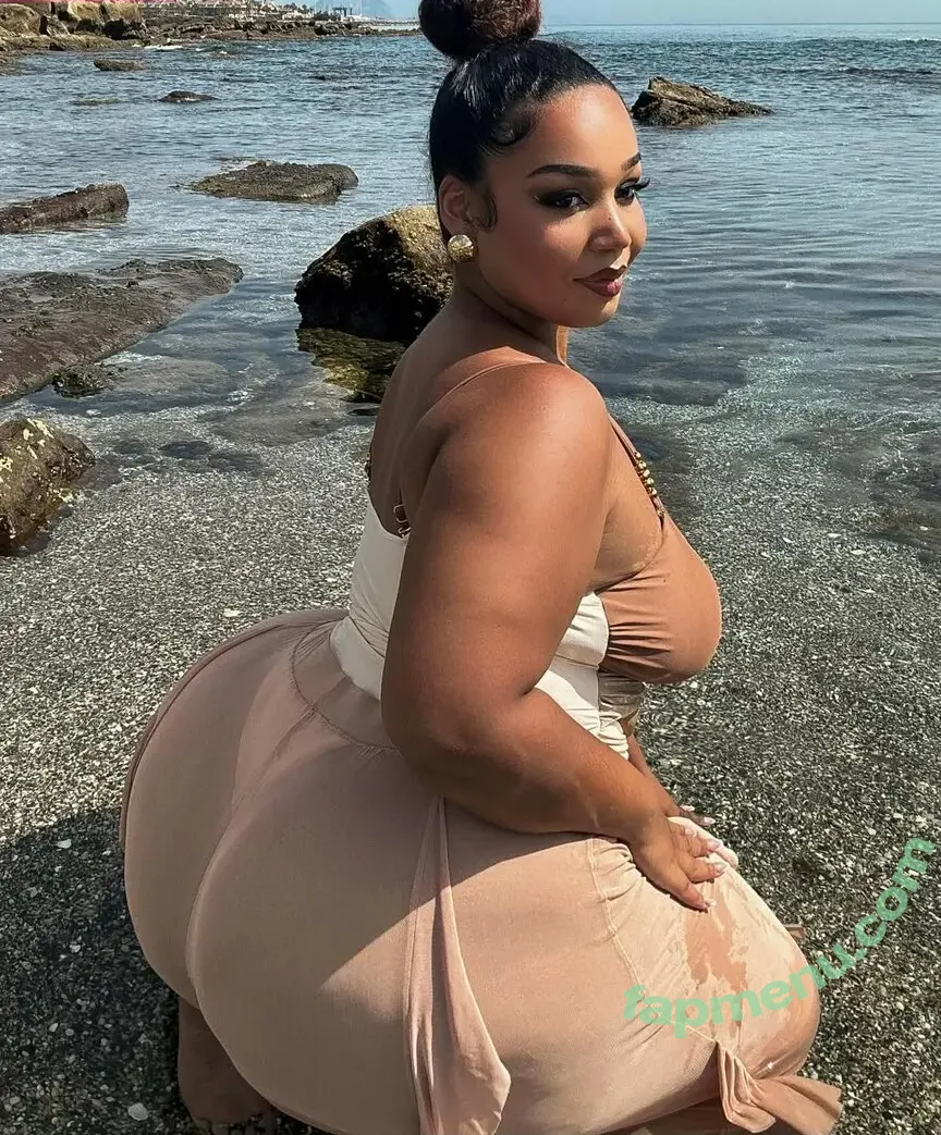 African Booty Meat nude photo #0357 (curvyandnatural)