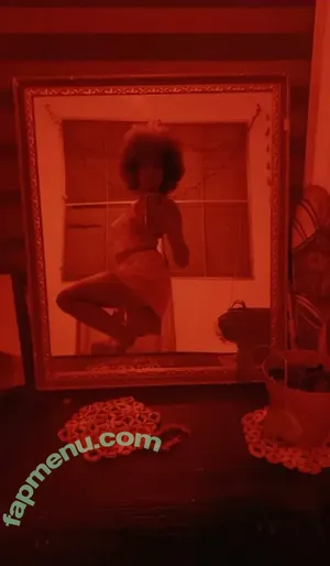 afrocunty / Jorly / jorlyfloress / peluasinfiltro / sashacuntz nude photo #0158