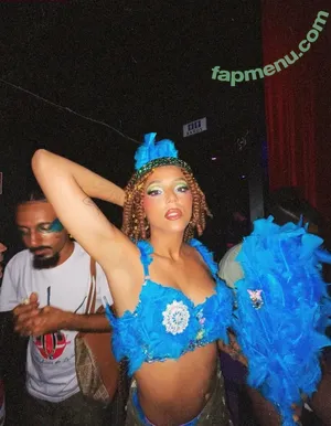 afrocunty / Jorly / jorlyfloress / peluasinfiltro / sashacuntz nude photo #0169