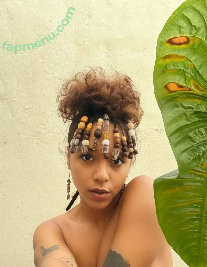 afrocunty nude photo #0129 (Jorly / jorlyfloress / peluasinfiltro / sashacuntz)