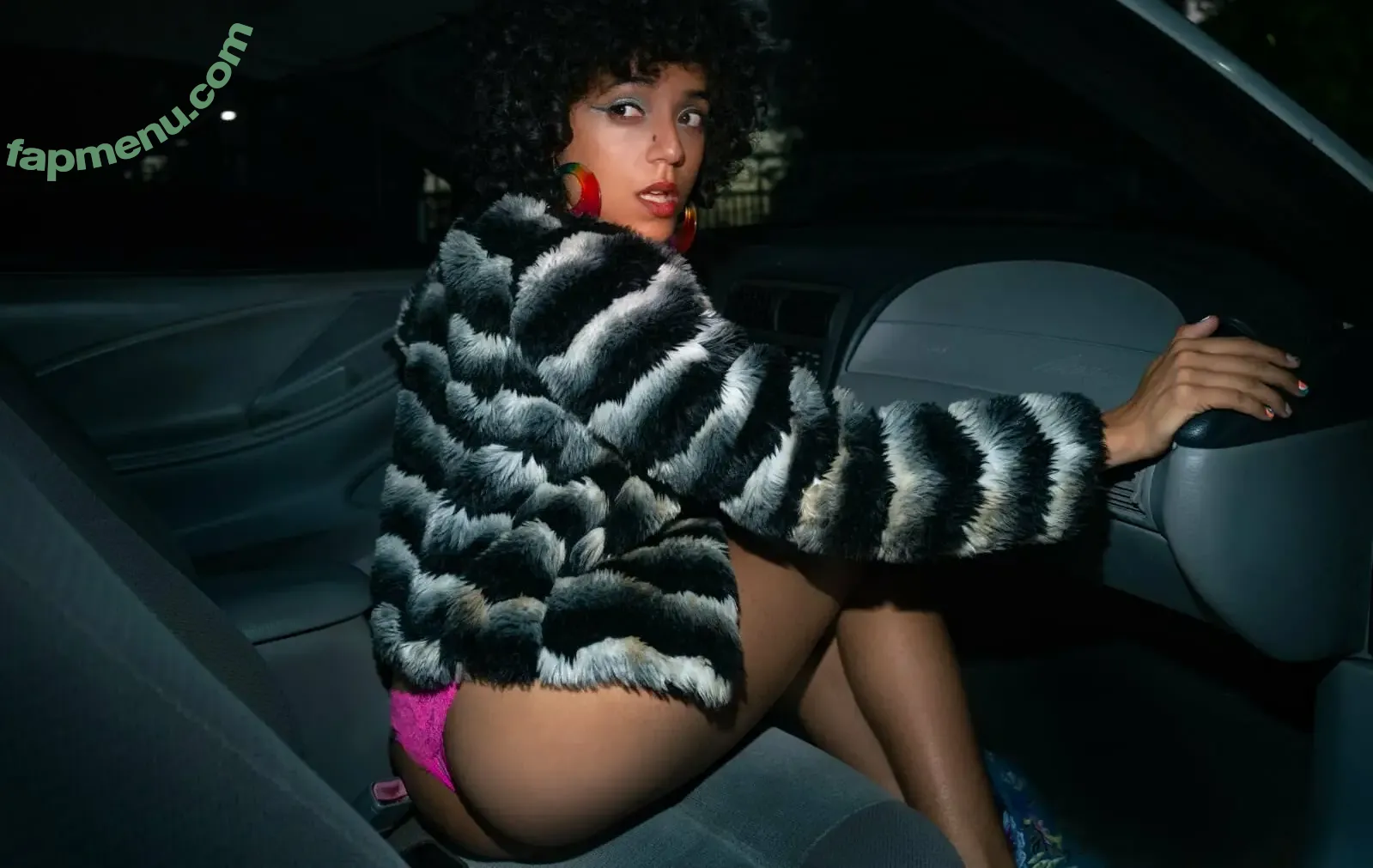 afrocunty nude photo #0148 (Jorly / jorlyfloress / peluasinfiltro / sashacuntz)