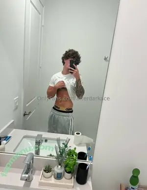 afterdarkace / afterdarkaz nude photo #0011