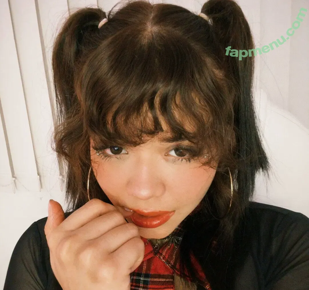 Agata21 nude photo #0021 (Agata-21 / ValeriaMejia)