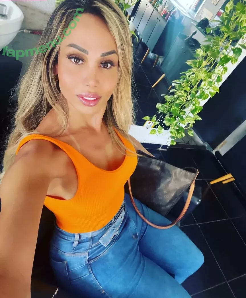 Agatha Ferraz nude photo #0002 (agathaferraz11 / agathaferraz2official / agathaferrazgyn)