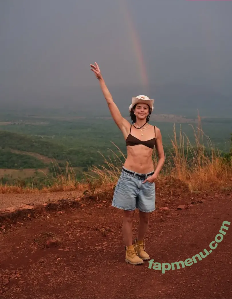 Agatha Moreira nude photo #0308 (agatha_paris22 / agathaamoreiraa)