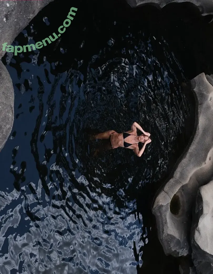 Agatha Moreira nude photo #0313 (agatha_paris22 / agathaamoreiraa)