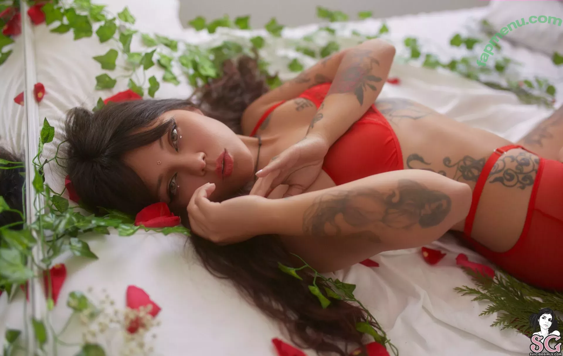 Agatha Suicide nude photo #0110 (unholy_dollysg)