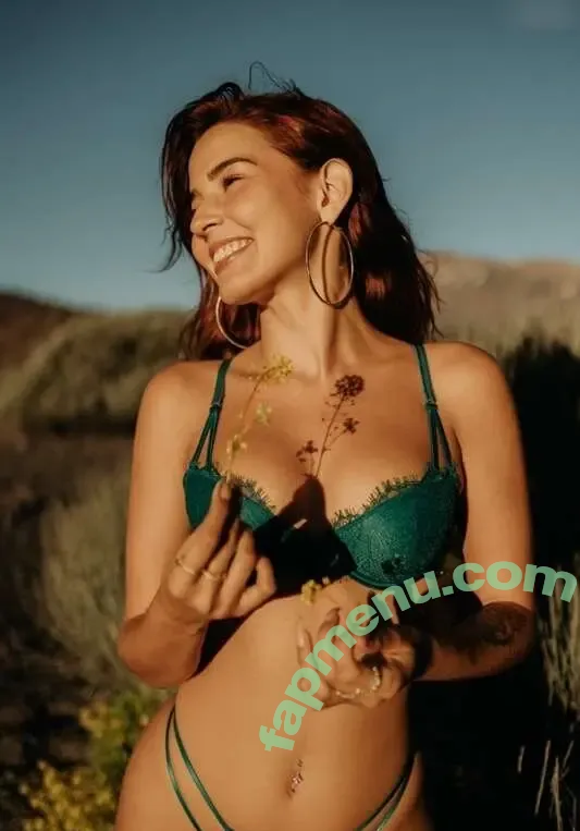 Agatha Vega nude photo #0223 (agathavegaa / agathavegaofc)