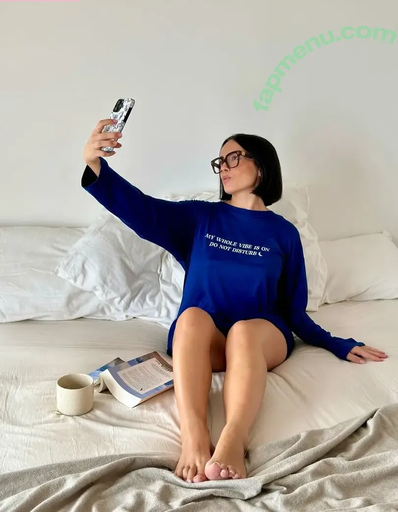 Agathe Auproux nude photo #0002 (agatheauproux)