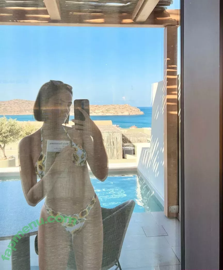 Agathe Auproux nude photo #0026 (agatheauproux)