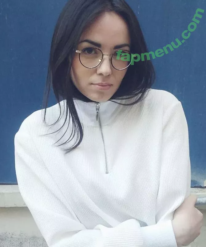 Agathe Auproux nude photo #0094 (agatheauproux)