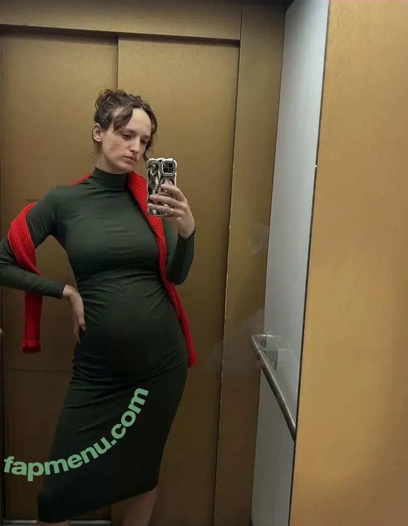 Agathe Rousselle nude photo #0015 (agatherousselle)