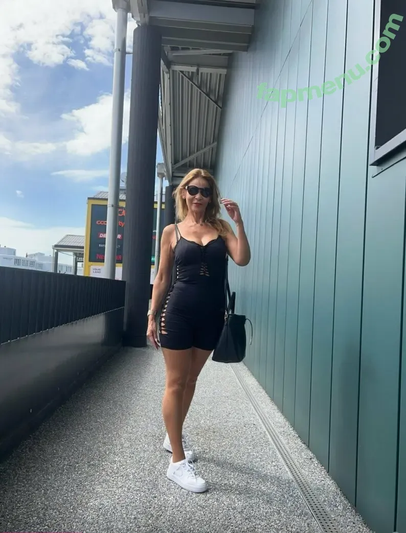 agatinha2 nude photo #0024 (nin.agatinha2)