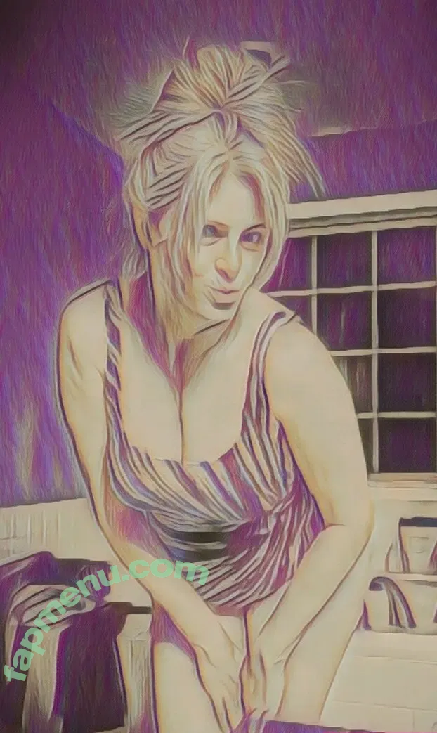 aggie_renarde nude photo #0001 (auggievelarde)