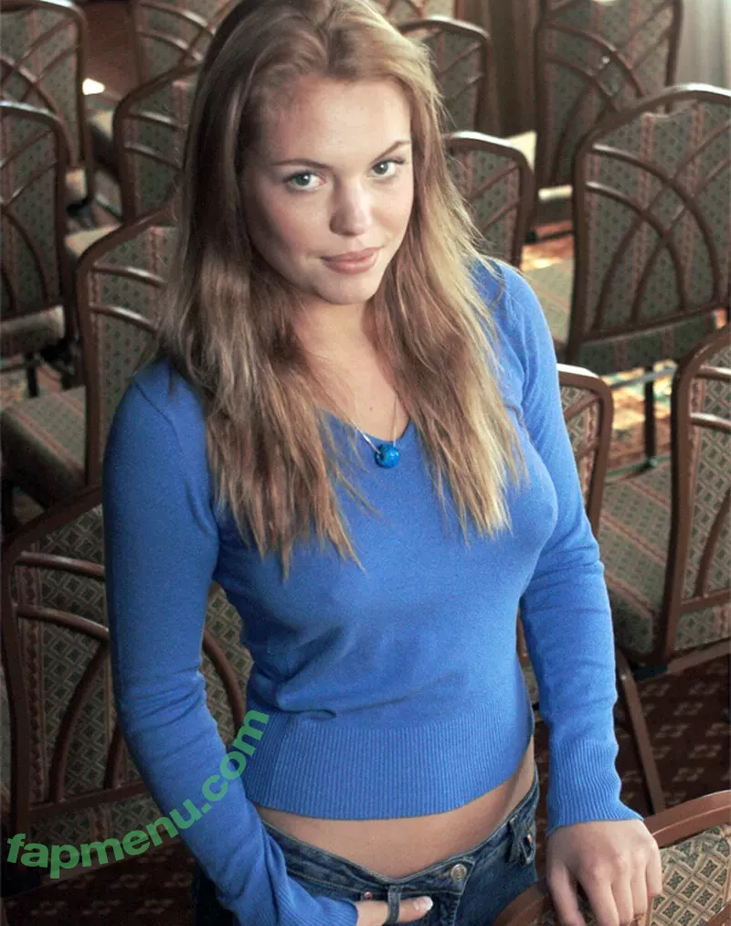 Agnes Bruckner nude photo #0037 (agnesbruckner / agnesbruckner1)