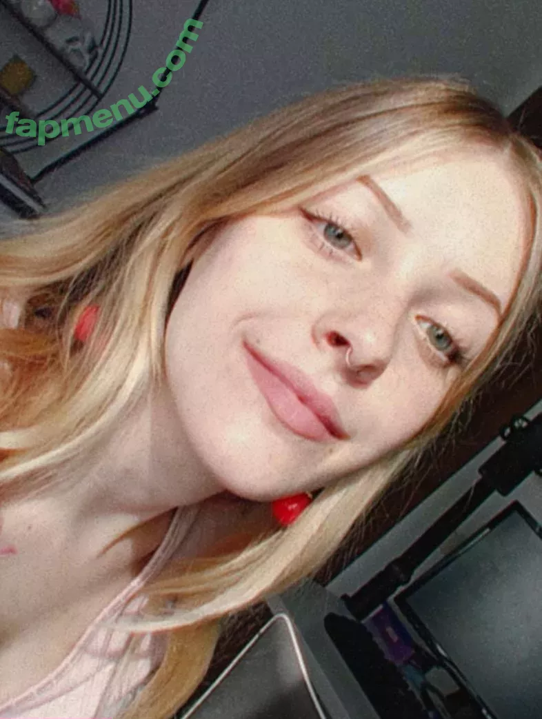 Agnese Innocente nude photo #0008 (agneseinnocente)