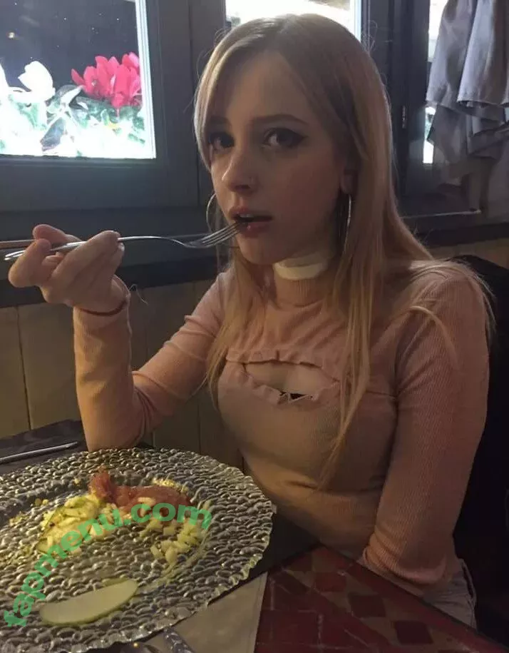 Agnese Innocente nude photo #0056 (agneseinnocente)