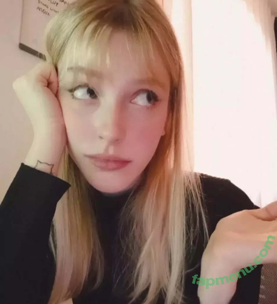 Agnese Innocente nude photo #0058 (agneseinnocente)