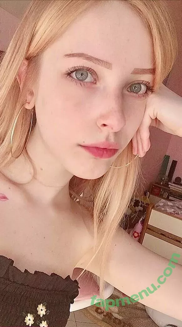 Agnese Innocente nude photo #0099 (agneseinnocente)