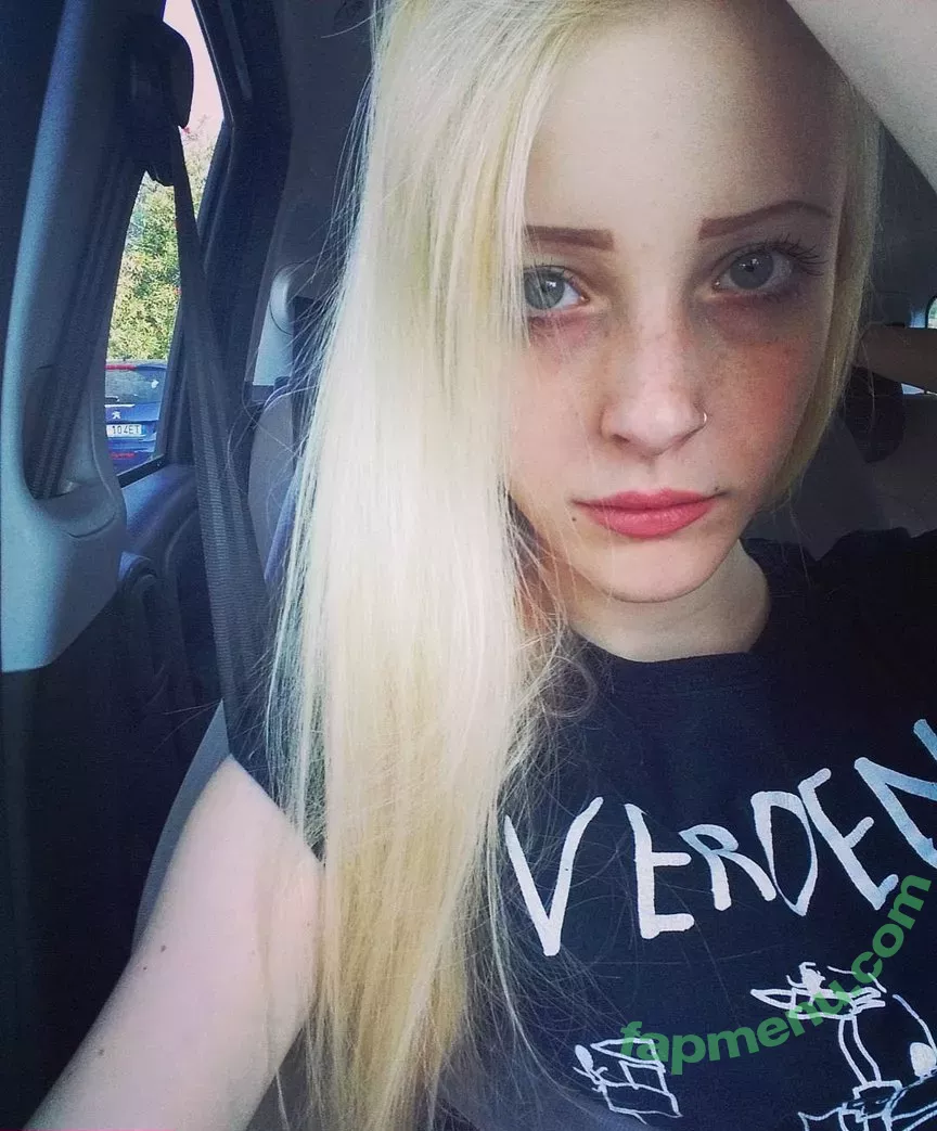 Agnese Innocente nude photo #0103 (agneseinnocente)