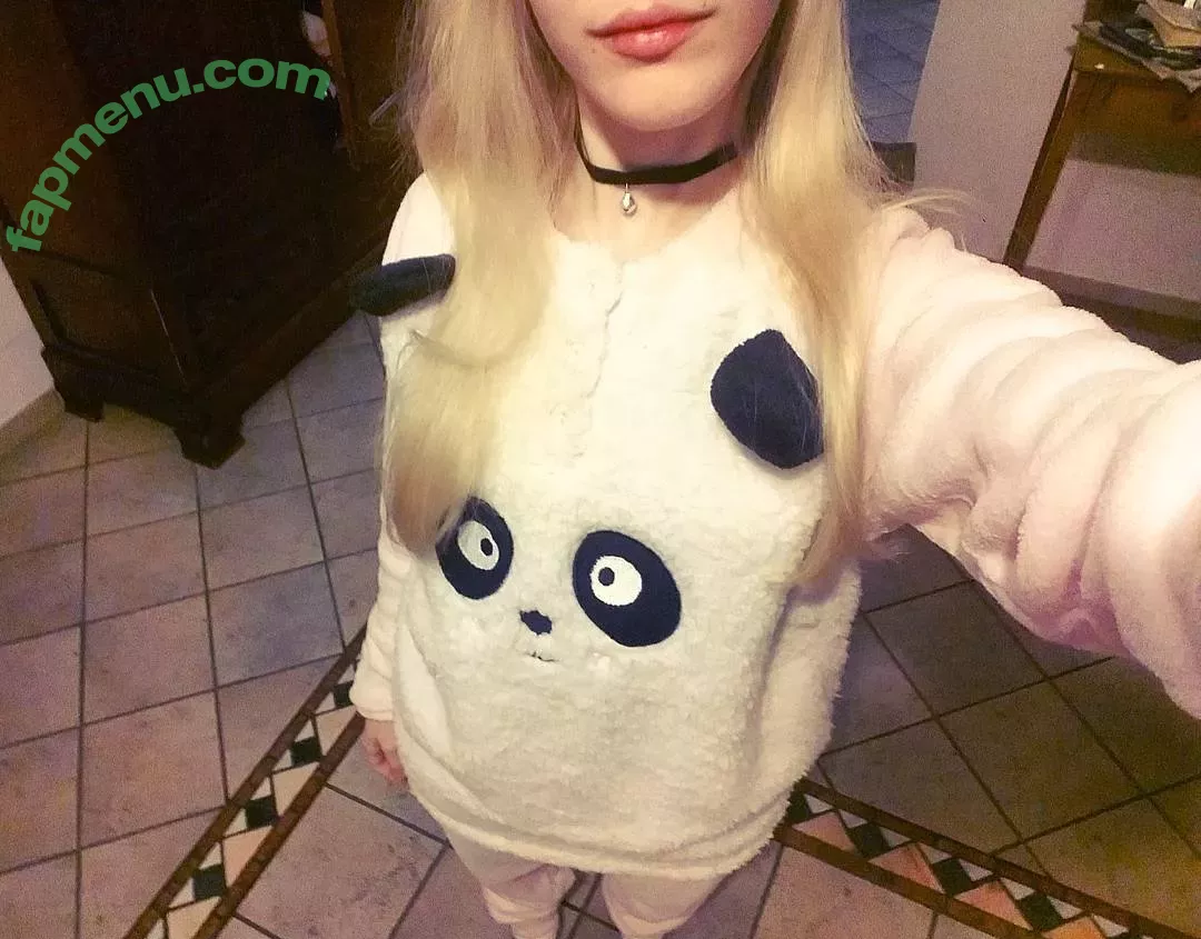 Agnese Innocente nude photo #0104 (agneseinnocente)