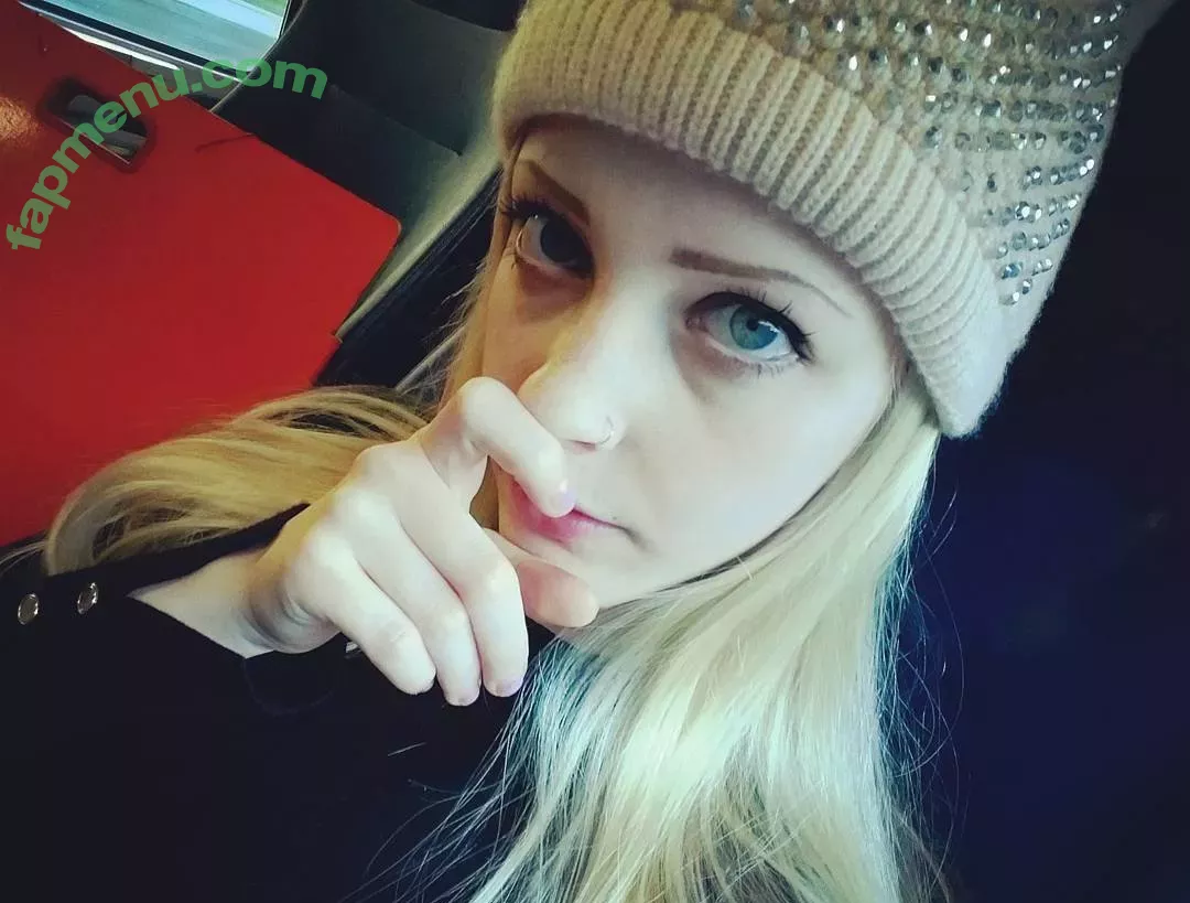 Agnese Innocente nude photo #0106 (agneseinnocente)