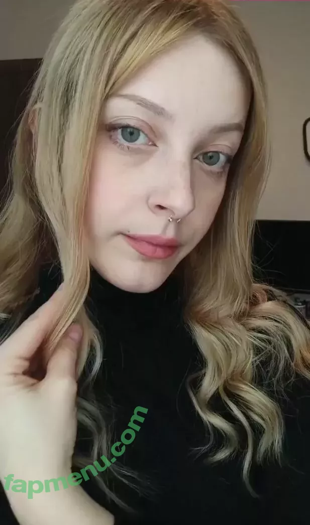 Agnese Innocente nude photo #0109 (agneseinnocente)