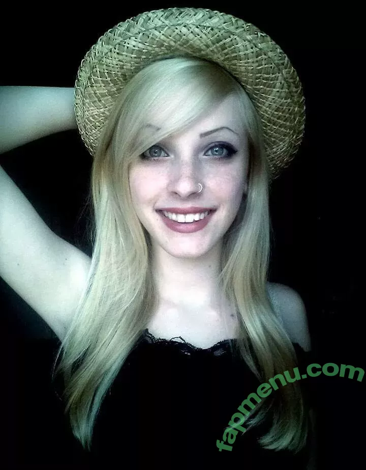 Agnese Innocente nude photo #0134 (agneseinnocente)