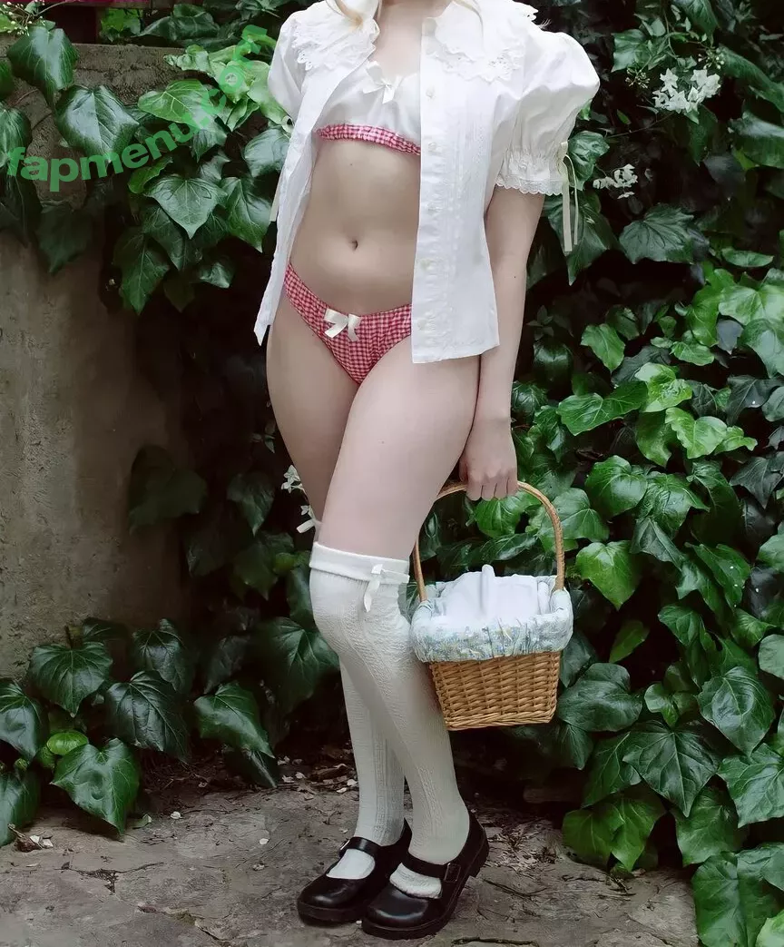 Agnese Innocente nude photo #0154 (agneseinnocente)