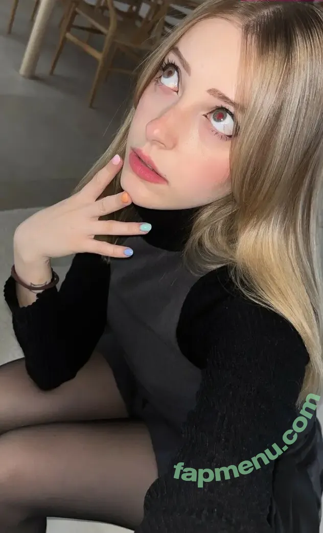 Agnese Innocente nude photo #0455 (agneseinnocente)