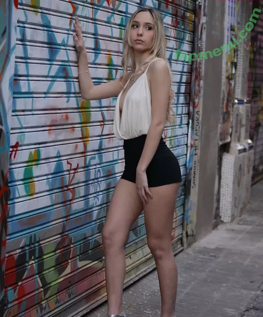 agusdigri nude photo #0044 (agusdigri_)