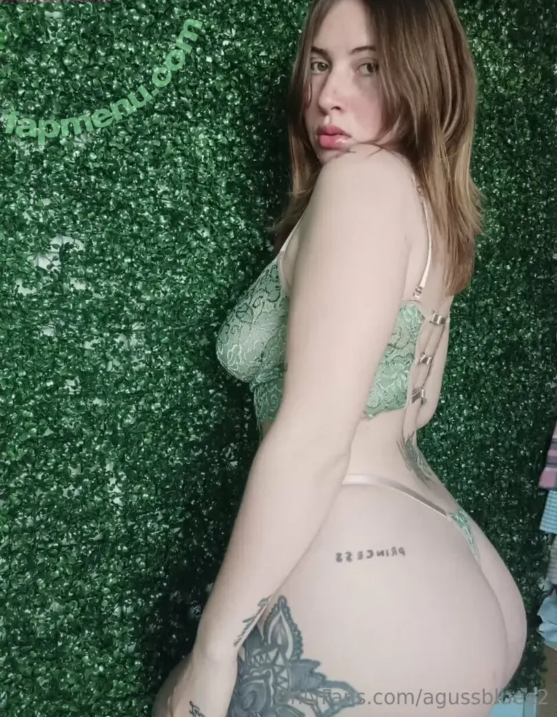 agussbluee2 nude photo #0049 (agussbluee2)