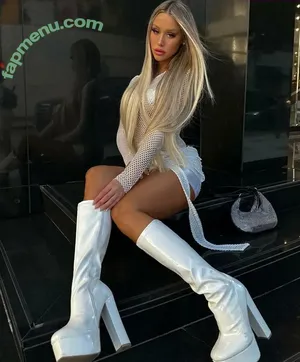  nude photo #0001