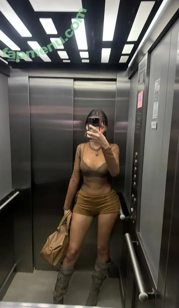 aguztanaxxx nude photo #0047 (aguztanaok)