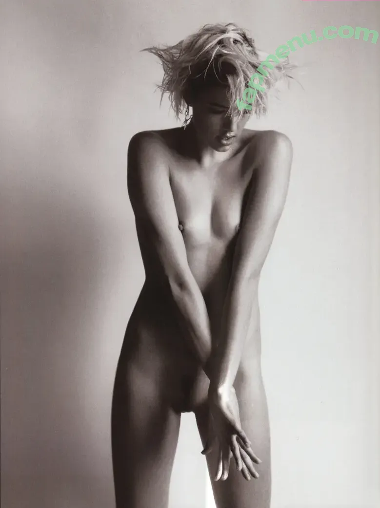 Agyness Deyn nude photo #0013 (Agyness Deyn)