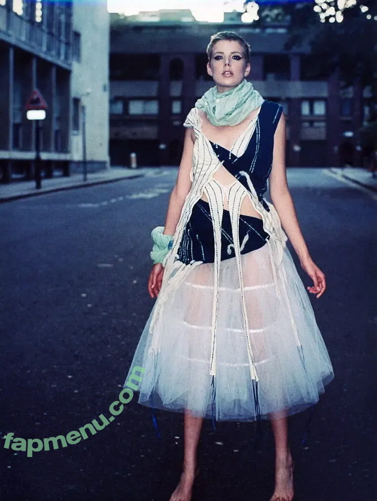 Agyness Deyn nude photo #0067 (agynessdeyn)