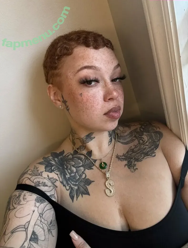 AHintOfRed nude photo #0056 (AHintOfRed)