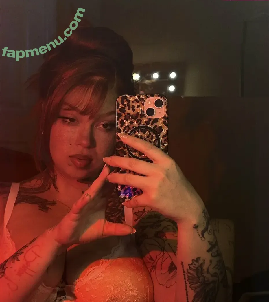 AHintOfRed nude photo #0066 (AHintOfRed)