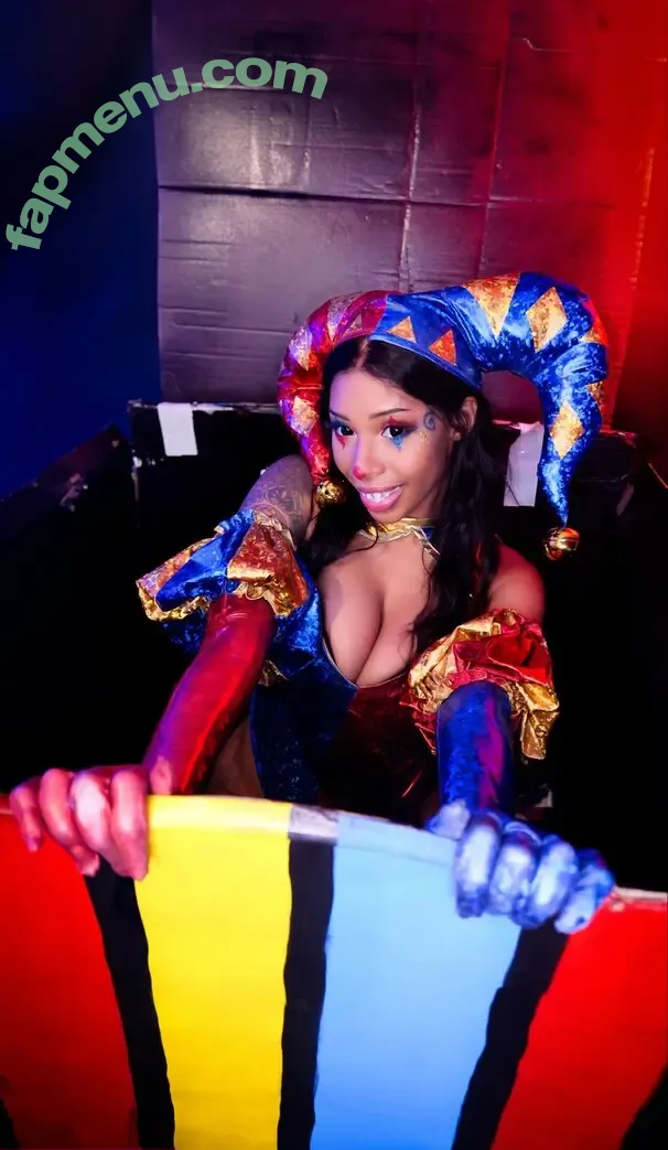 Ahquamarine nude photo #0529 (ahqua.marine)