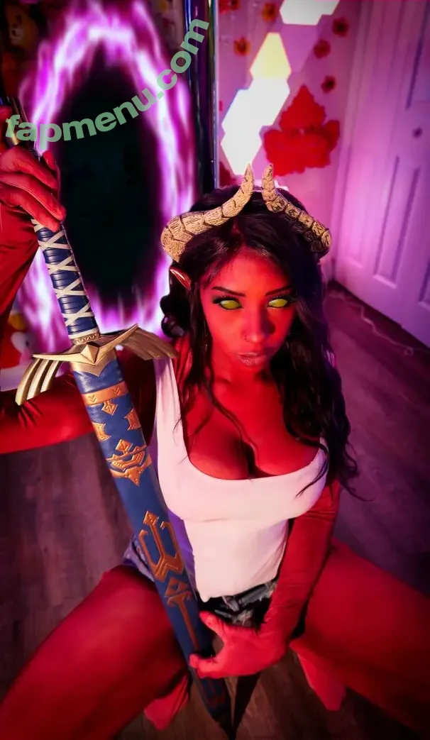 Ahquamarine nude photo #0601 (ahqua.marine)