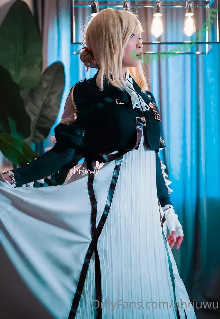 Ahriuwu nude photo #0201 (Ahriuwu)