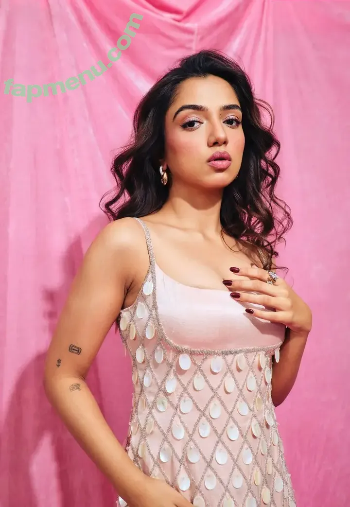 Ahsaas Channa nude photo #0049 (ahsaassy_)